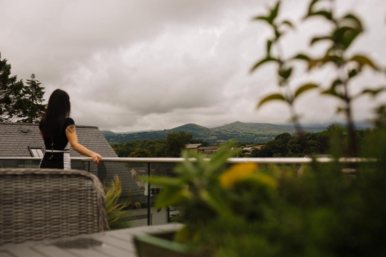 The Tal-Y-Cafn Hotel Conwy Exteriér fotografie